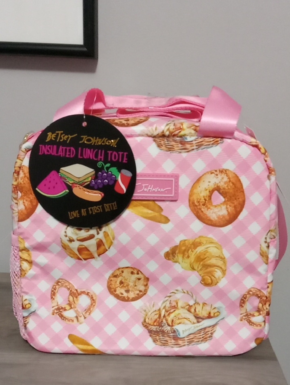 Betsey Johnson Pink Bakery Print Insulated Lunch Tote XL 🥐🥖🥨🥯